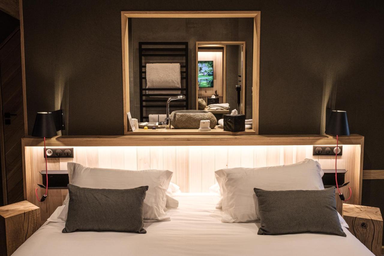 Le Studio Des Pres Verts Suite Design Avec Jacuzzi Privatif Jouey 외부 사진